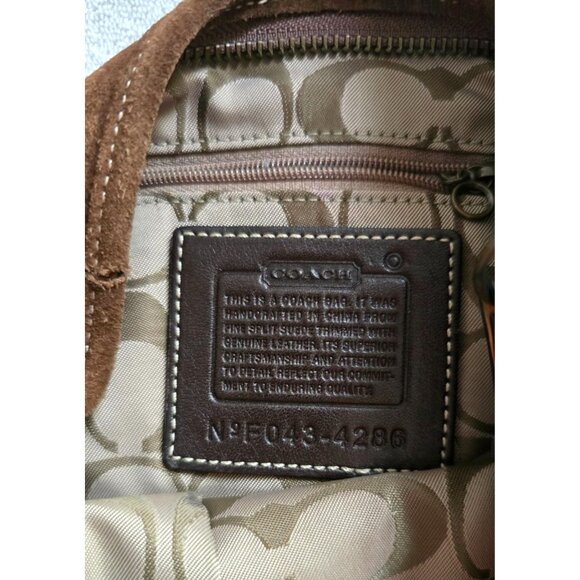 Vintage COACH Suede Crescent Shoulder Bag Chocolate Brown Excellent condition - Picture 4 of 6